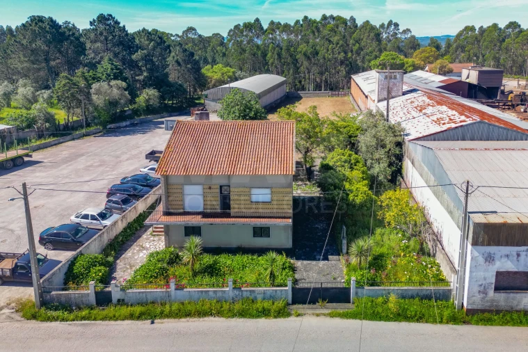 Moradia T4 para Venda em Nossa Senhora da Piedade Foto 2