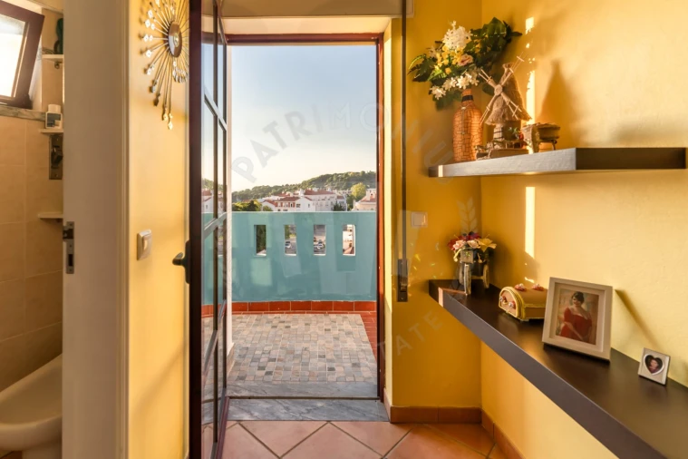 Apartamento T3 para Venda em Santiago do Cacém, Santa Cruz e São Bartolomeu da Serra Foto 1