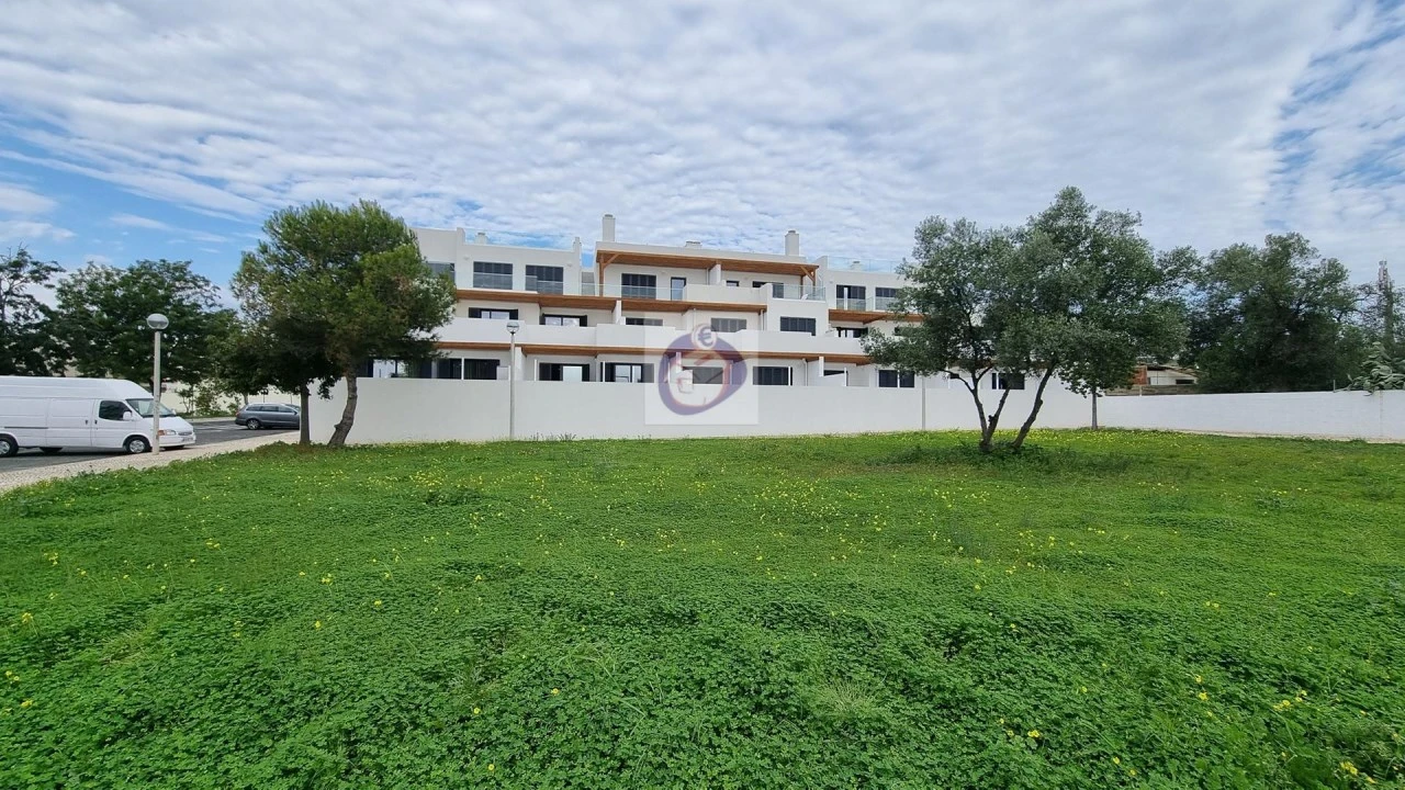 Apartamento T2 para Venda em Moncarapacho e Fuseta Foto 3