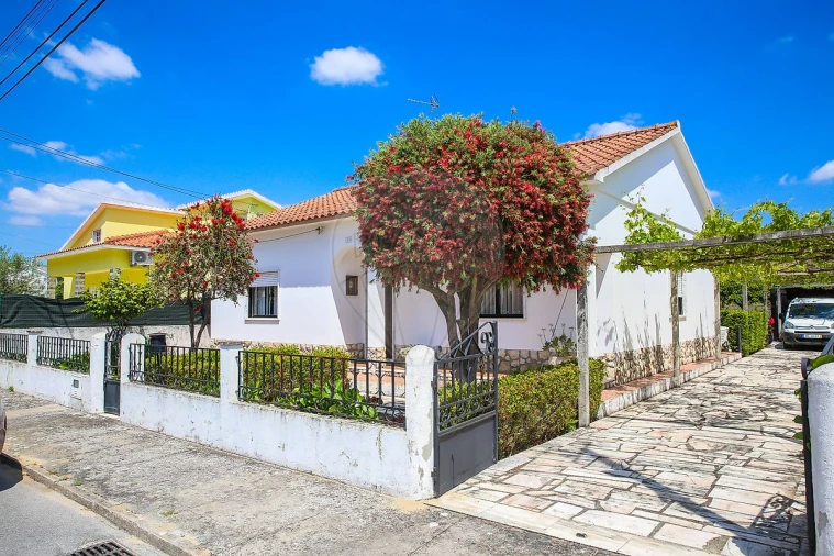 Moradia T3 para Venda em Marinhais