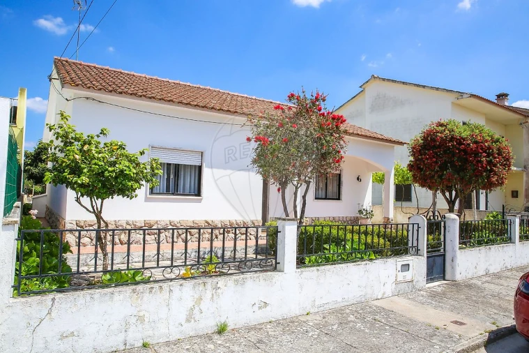 Moradia T3 para Venda em Marinhais Foto 3