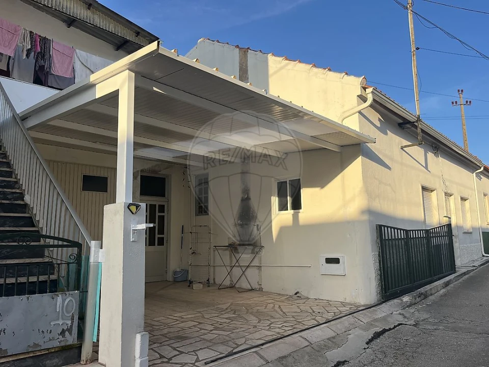 Moradia T4 para Venda em Benedita Foto 18