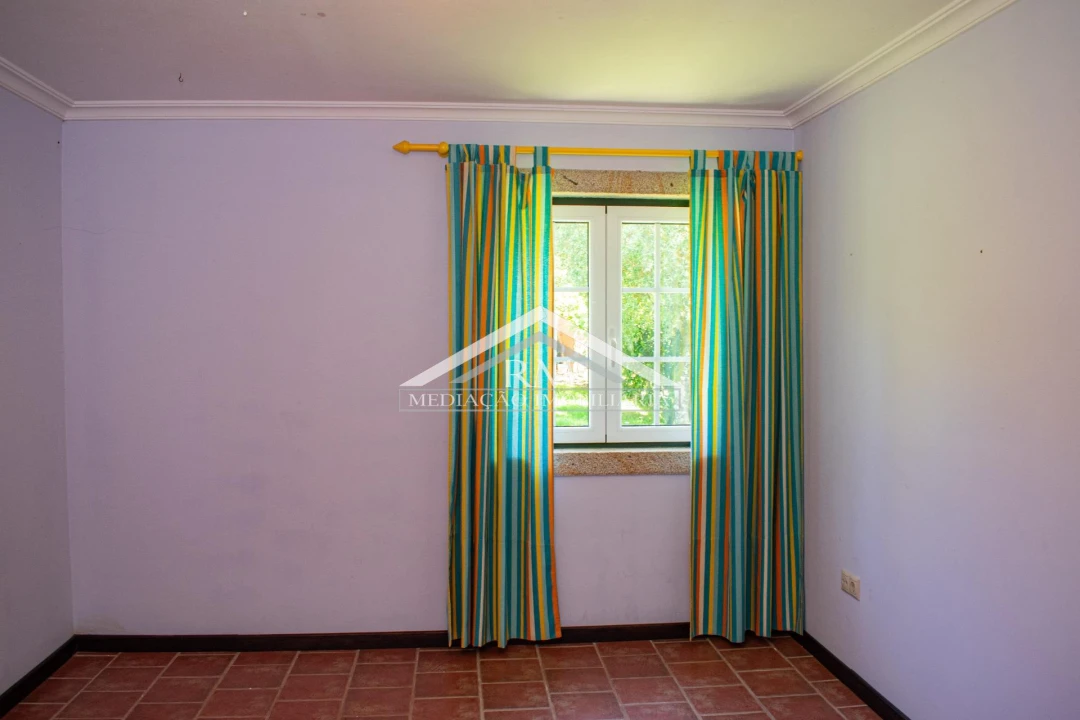 Moradia T2 para Venda em Ganfei Foto 31