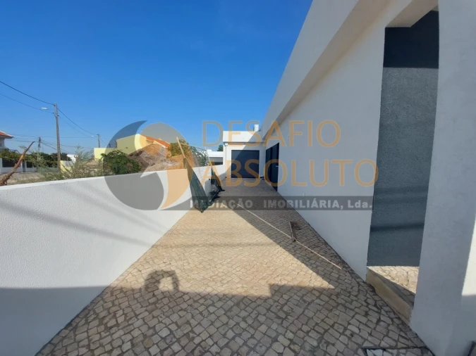 Moradia T4 para Venda em Quinta do Anjo Foto 19