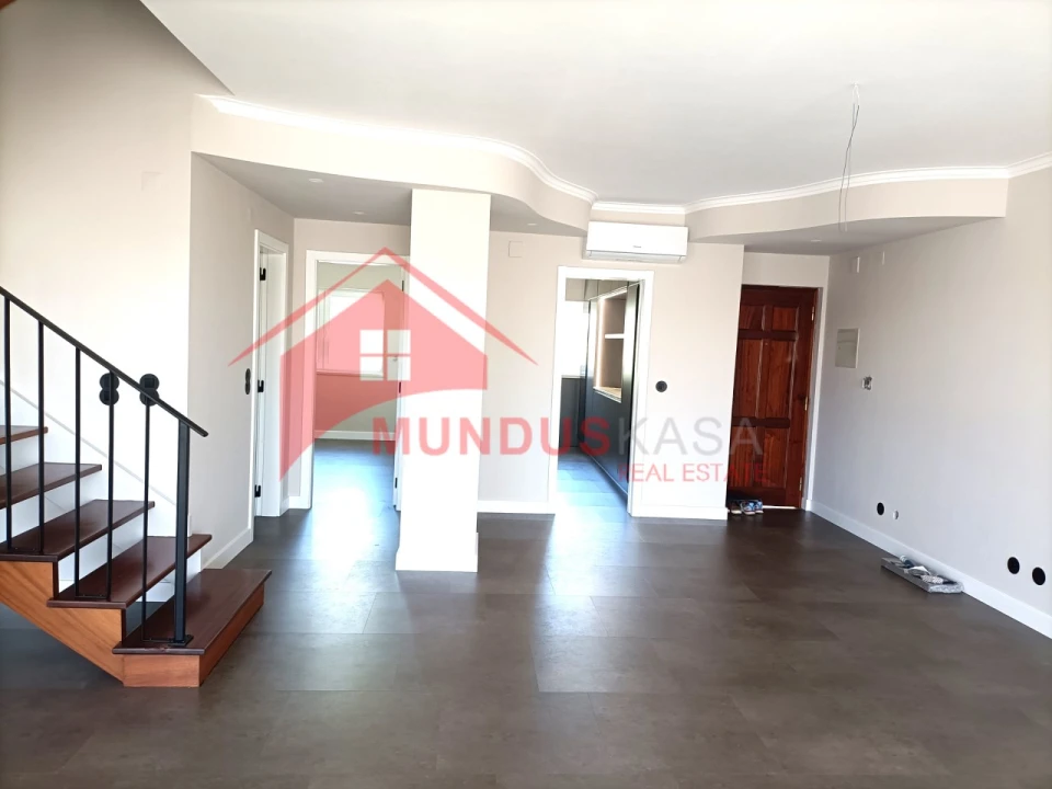 Apartamento T3 para Venda em Sesimbra (Santiago) Foto 5