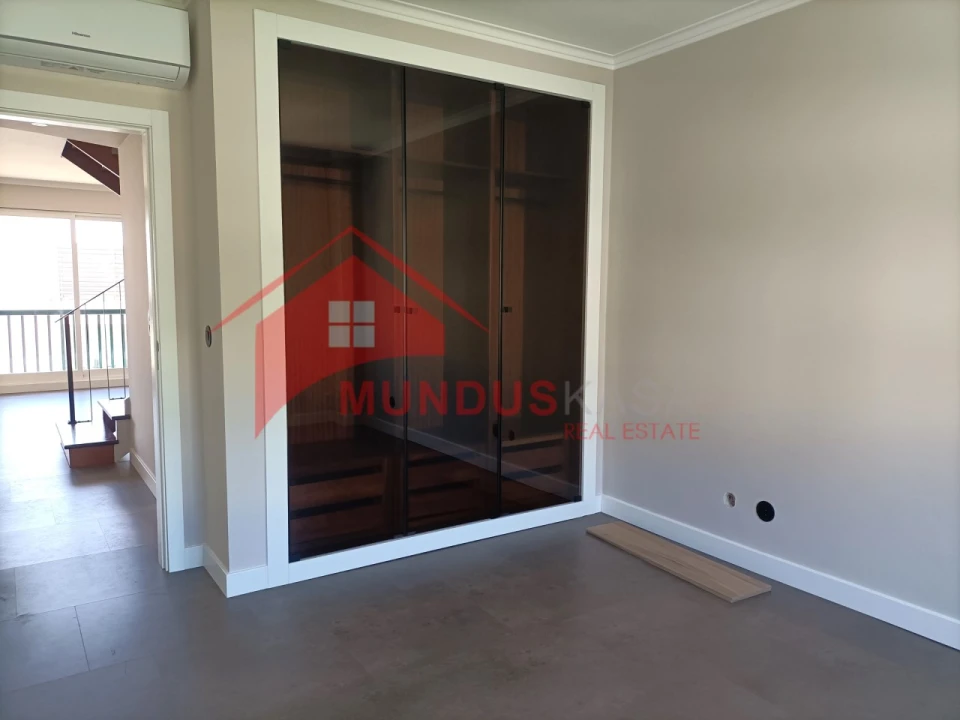 Apartamento T3 para Venda em Sesimbra (Santiago) Foto 31