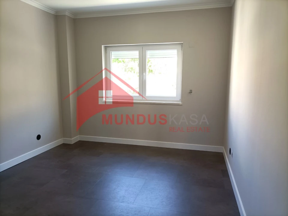 Apartamento T3 para Venda em Sesimbra (Santiago) Foto 32