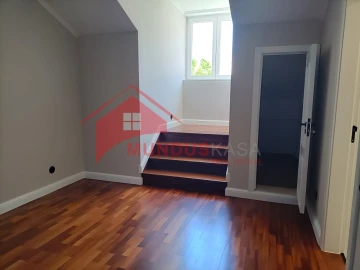 Apartamento T3 para Venda em Sesimbra (Santiago)