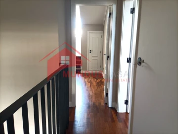 Apartamento T3 para Venda em Sesimbra (Santiago)