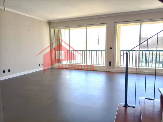 Apartamento T3 para Venda em Sesimbra (Santiago) Foto 4