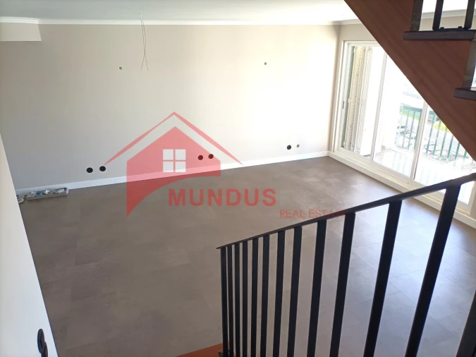 Apartamento T3 para Venda em Sesimbra (Santiago) Foto 48