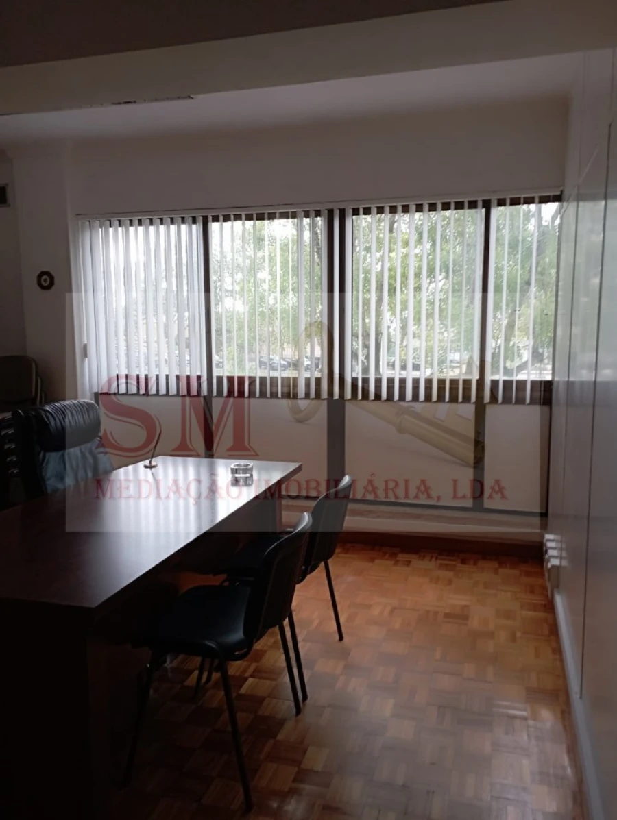 Escritório para Venda em Almada, Cova da Piedade, Pragal e Cacilhas Foto 13