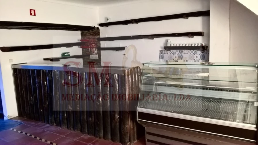 Negócio para Venda em Capelins (Santo Antonio) Foto 2