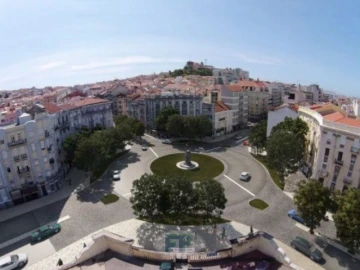 Loja para Cedência de Quotas em Arroios