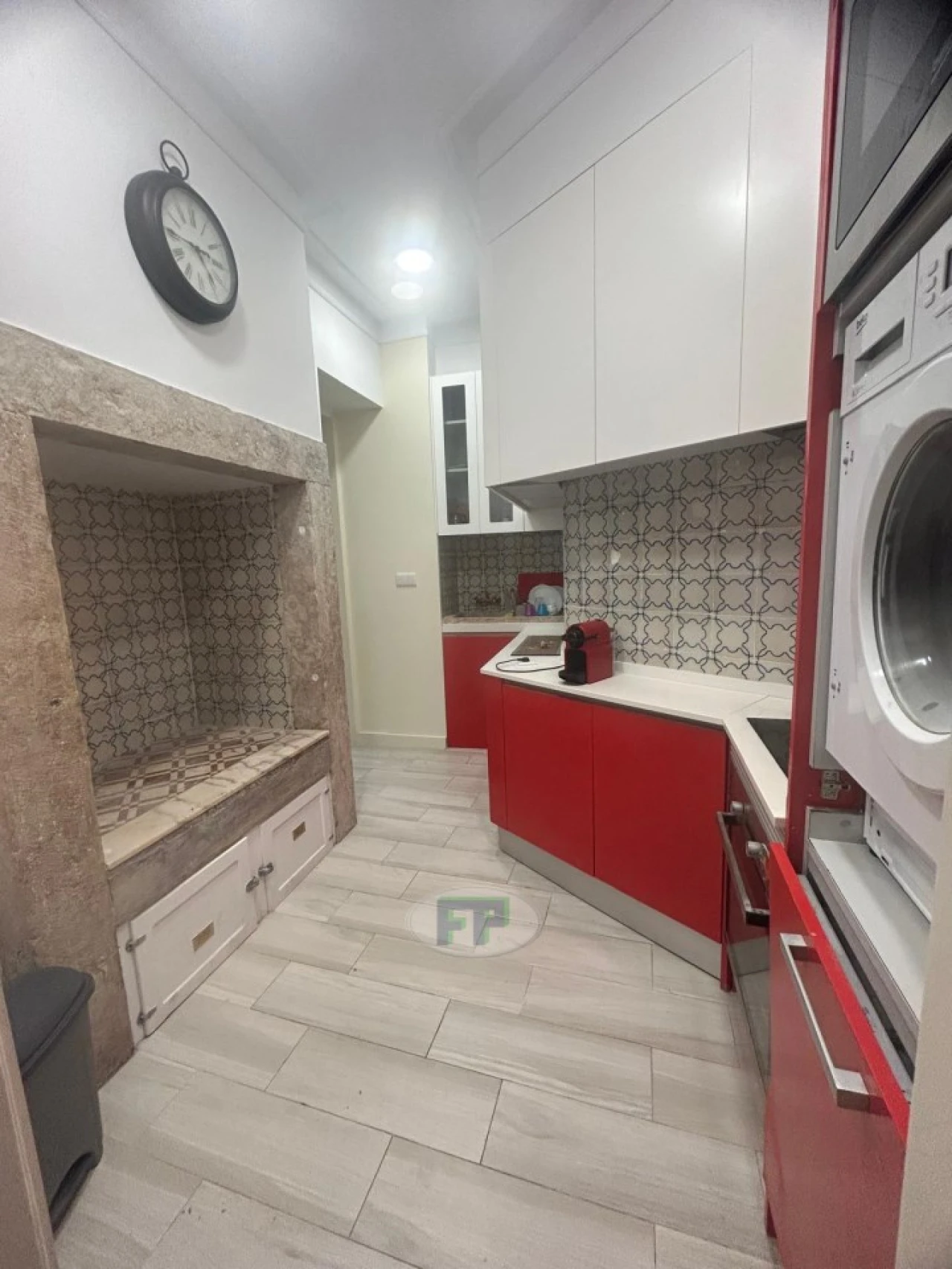 Apartamento T2 para Venda em Santa Maria Maior Foto 5