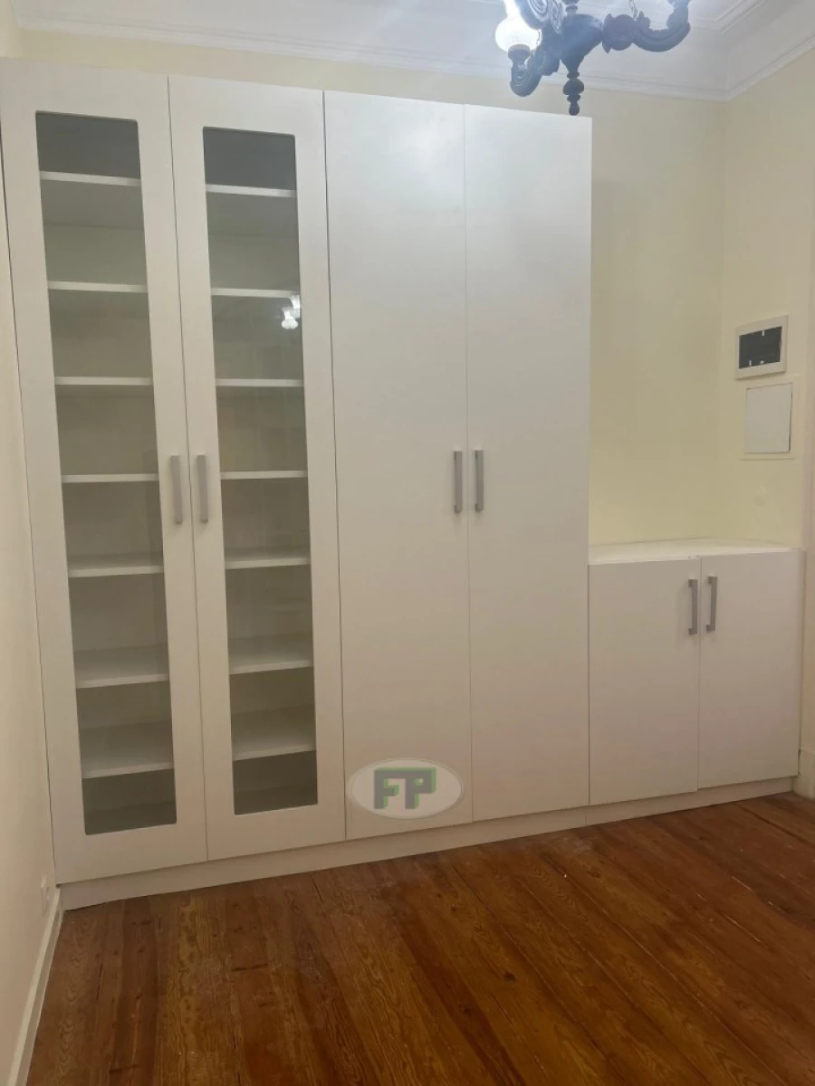 Apartamento T2 para Venda em Santa Maria Maior Foto 2