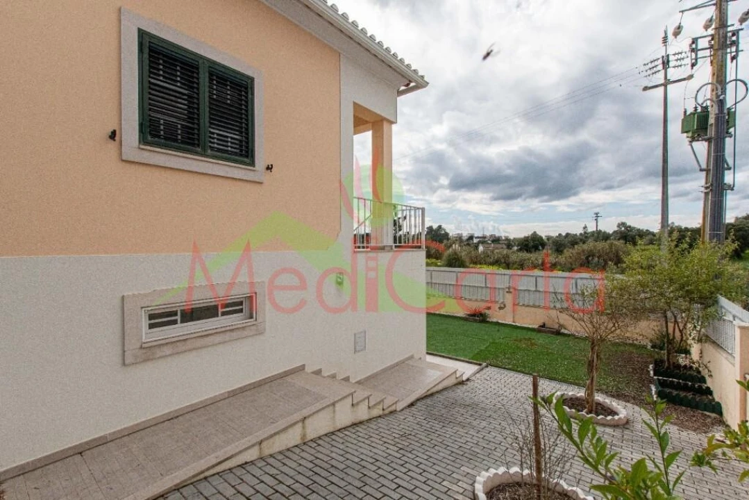 Moradia T4 para Venda em Cartaxo e Vale da Pinta Foto 30