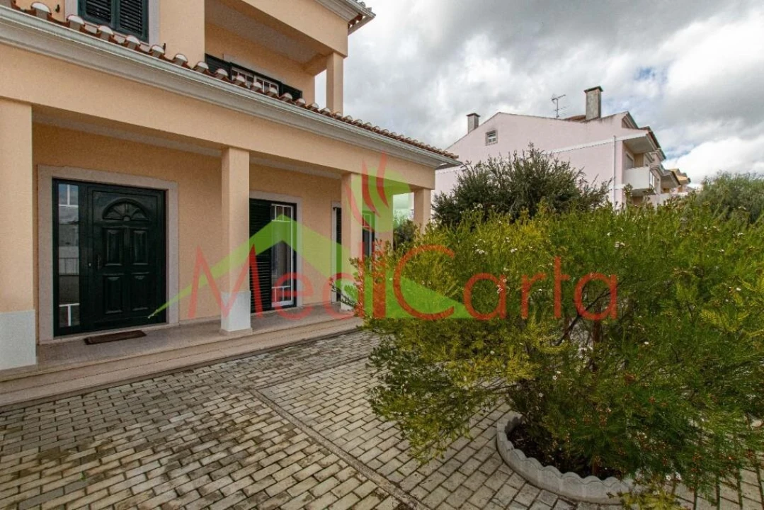 Moradia T4 para Venda em Cartaxo e Vale da Pinta Foto 28