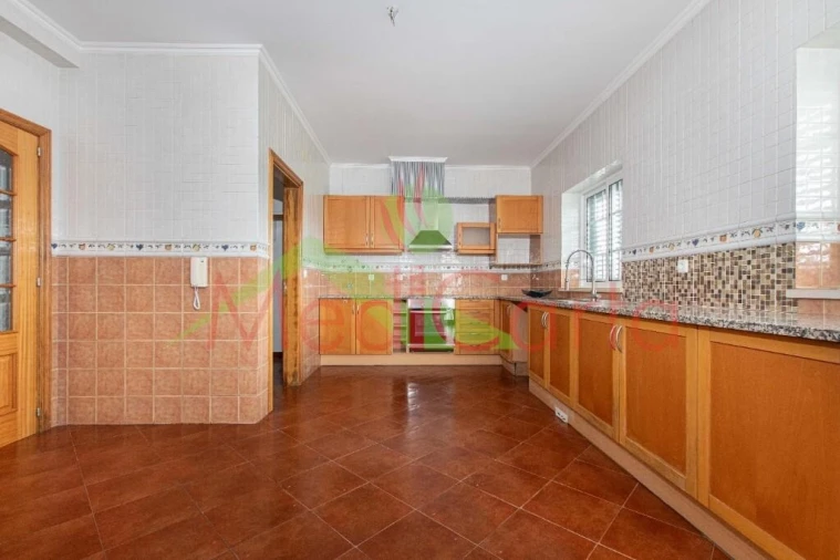 Moradia T4 para Venda em Cartaxo e Vale da Pinta Foto 3