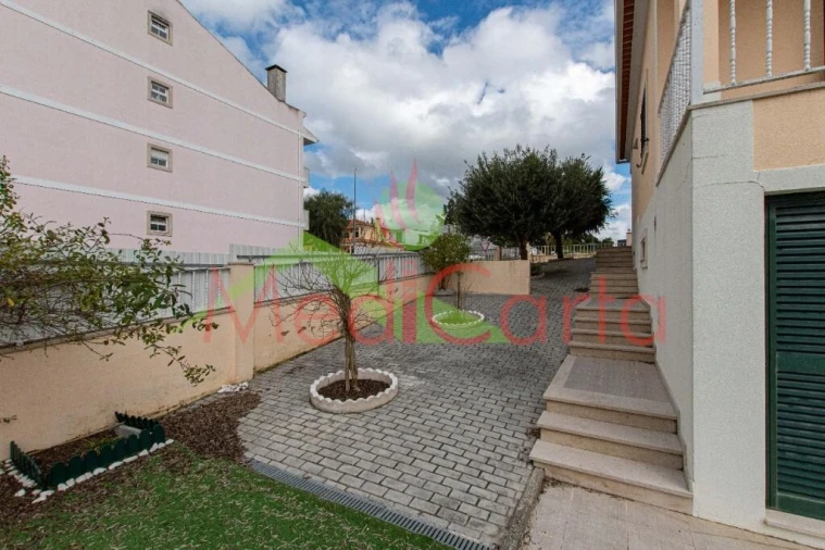 Moradia T4 para Venda em Cartaxo e Vale da Pinta Foto 34