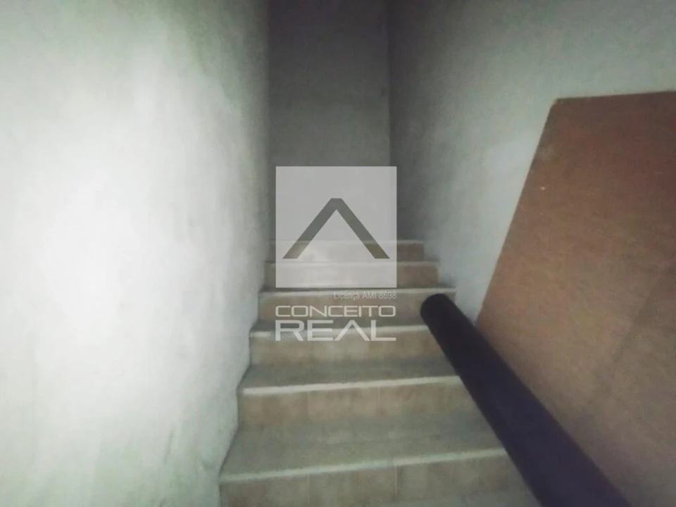 Armazém para Arrendamento em Lordelo Foto 8