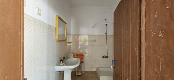 Moradia T5 para Venda em Albernoa e Trindade