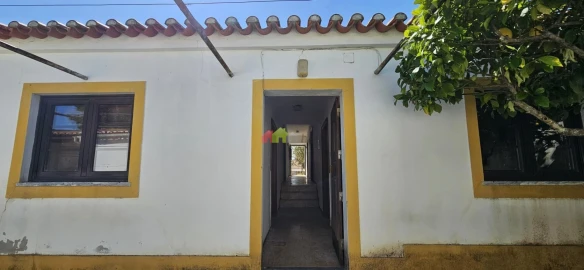 Moradia T5 para Venda em Albernoa e Trindade