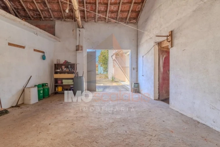 Moradia T3 para Venda em Pernes Foto 32