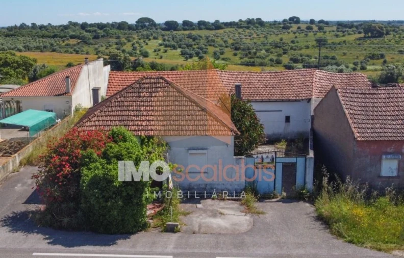 Moradia T3 para Venda em Pernes