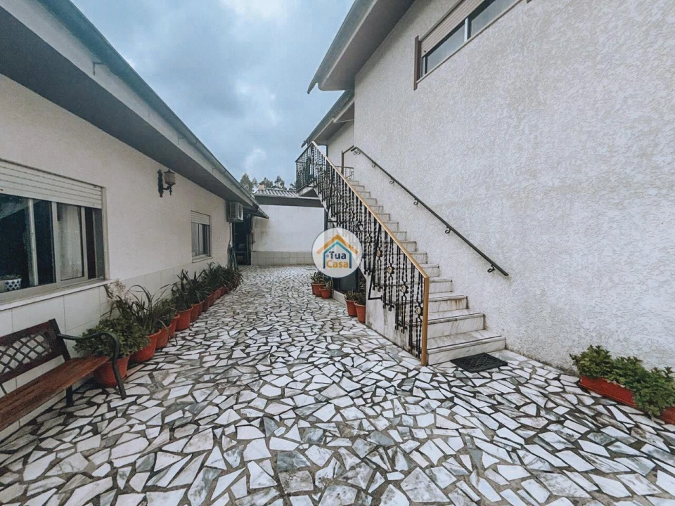 Moradia T3 para Venda em São Roque Foto 10