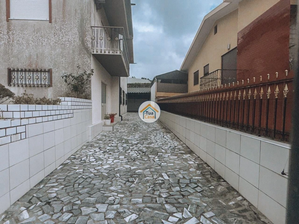 Moradia T3 para Venda em São Roque Foto 9