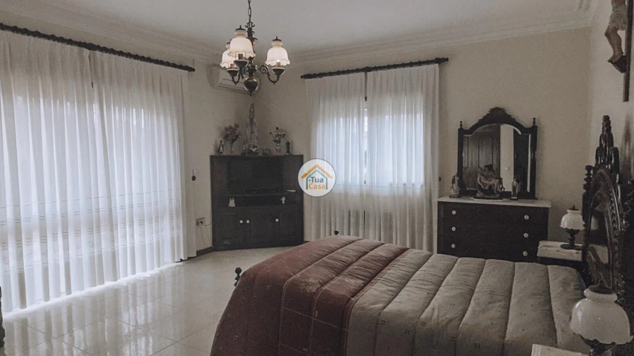 Moradia T3 para Venda em São Roque Foto 25