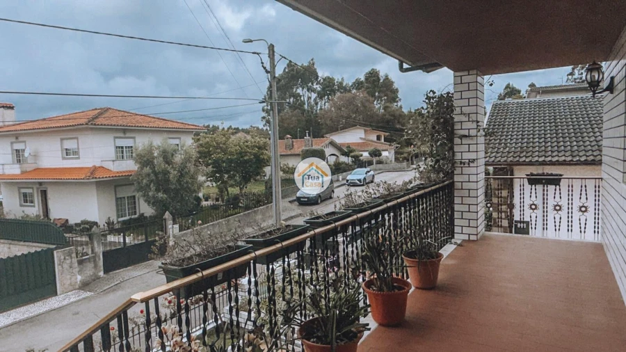 Moradia T3 para Venda em São Roque Foto 33