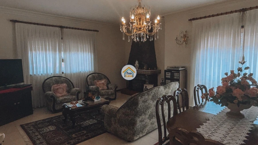 Moradia T3 para Venda em São Roque Foto 31