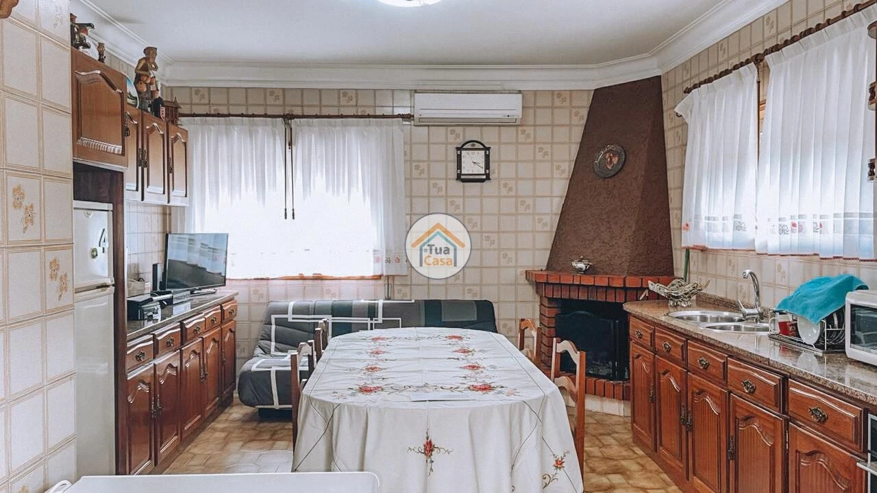 Moradia T3 para Venda em São Roque Foto 12