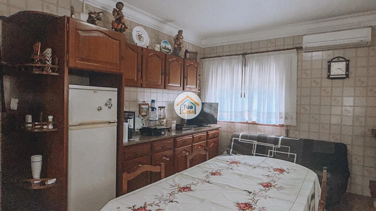 Moradia T3 para Venda em São Roque Foto 13