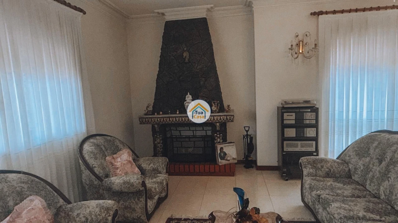 Moradia T3 para Venda em São Roque Foto 32