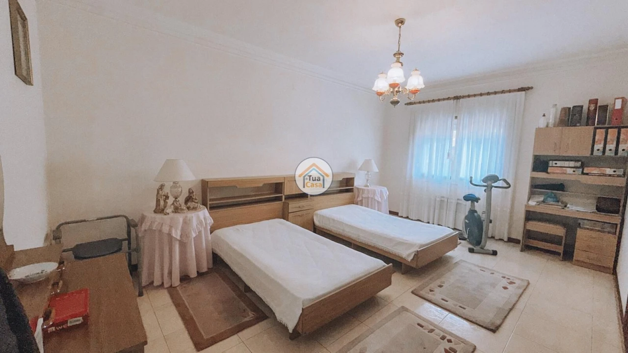 Moradia T3 para Venda em São Roque Foto 23