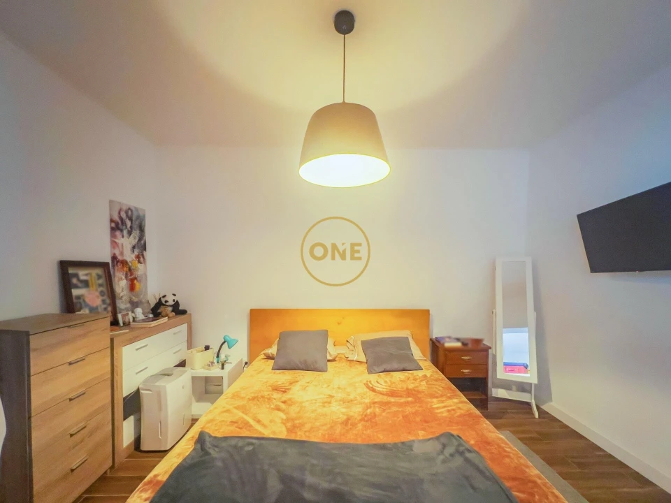 Moradia T2 para Venda em Ponta Delgada (São José) Foto 9