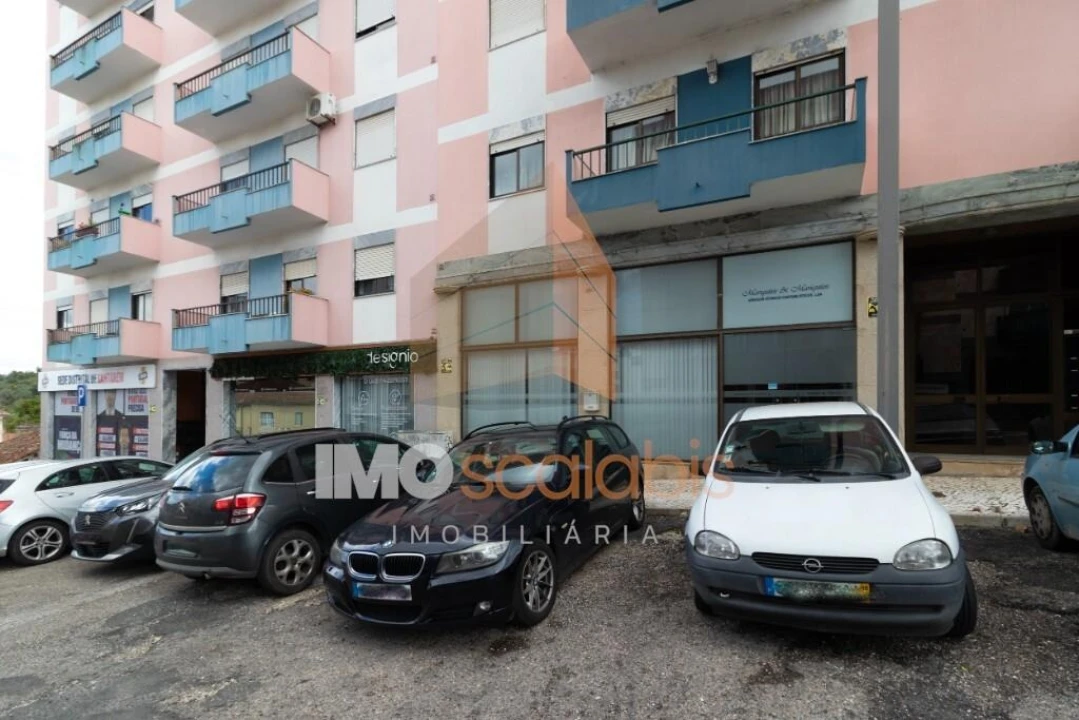 Loja para Venda em Romeira e Várzea Foto 3