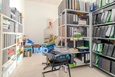 Loja para Venda em Romeira e Várzea