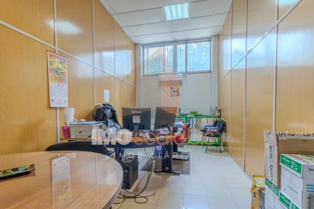 Loja para Venda em Romeira e Várzea Foto 23