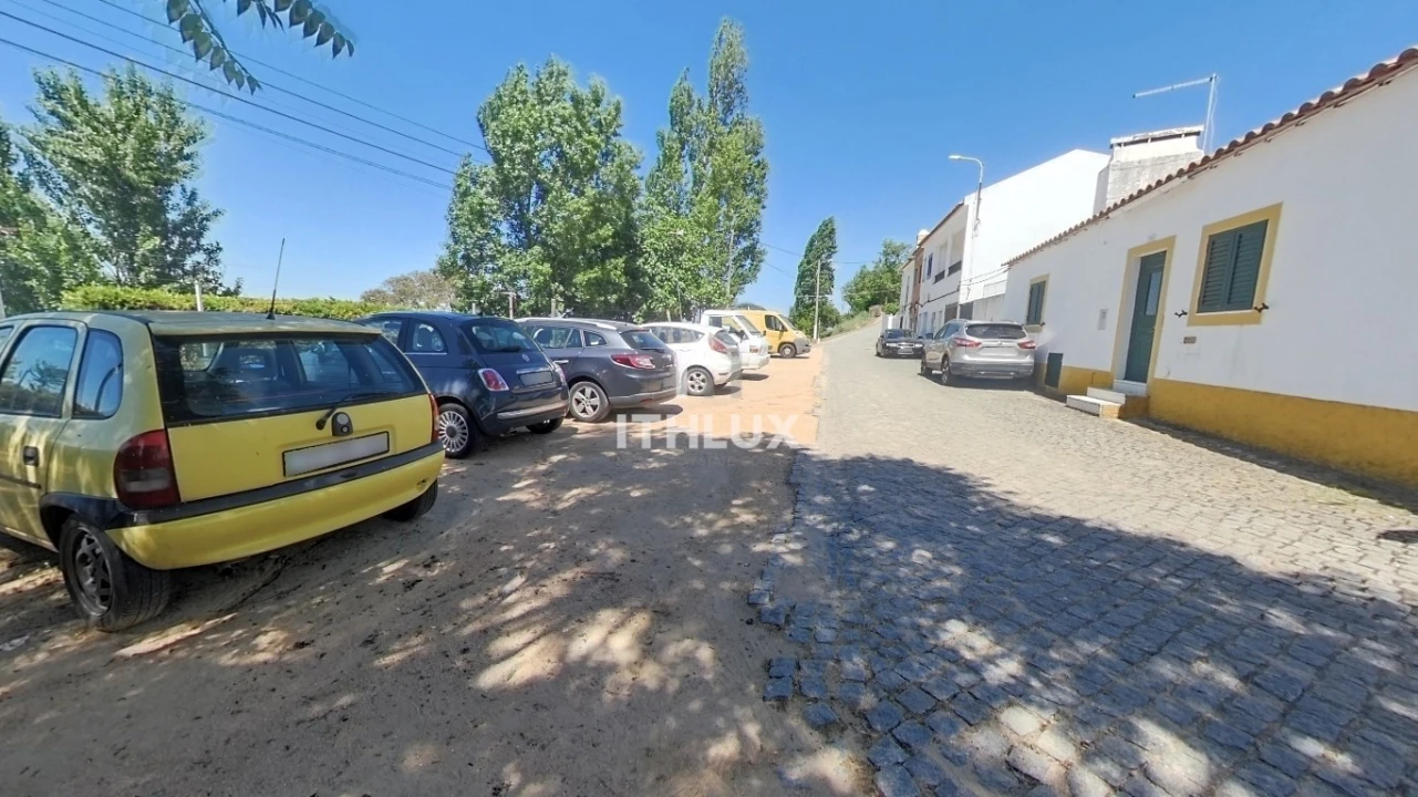 Moradia T1 para Venda em Monforte Foto 16