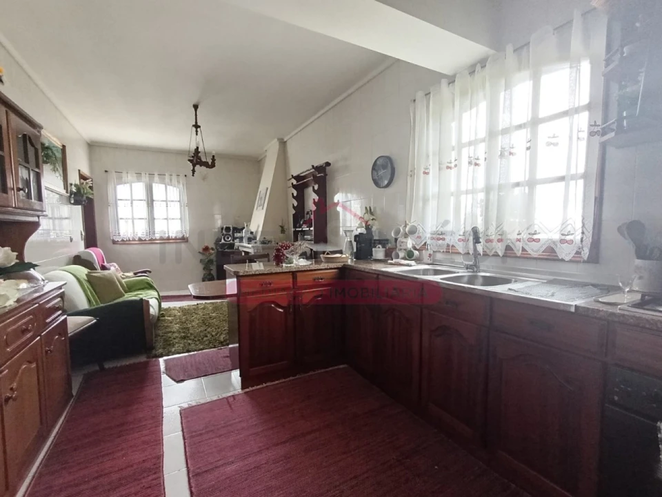 Moradia T3 para Venda em Santa Joana Foto 8