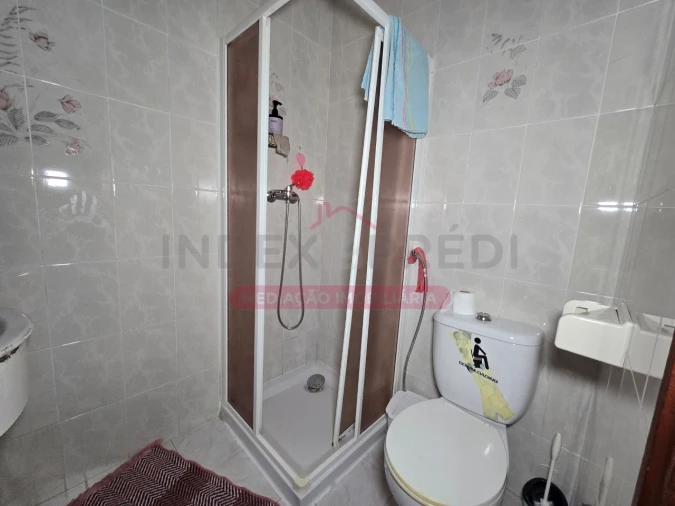 Moradia T3 para Venda em Santa Joana Foto 17