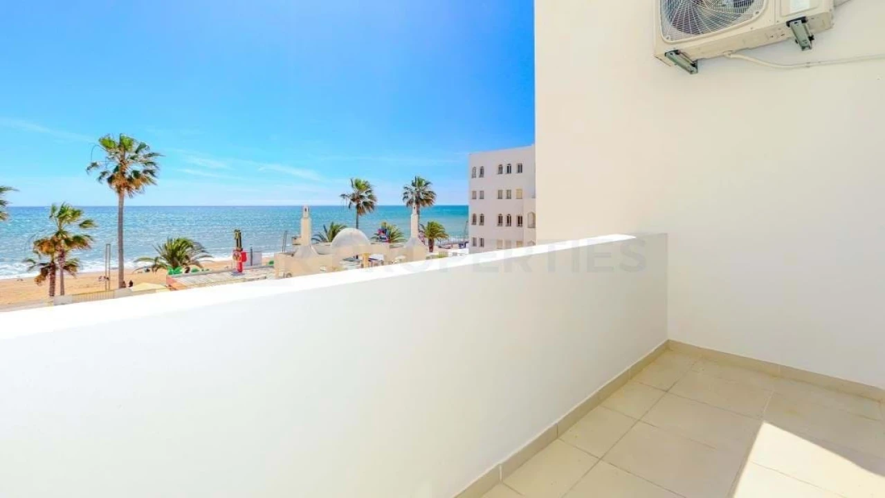 Apartamento T2 para Venda em Quarteira Foto 2