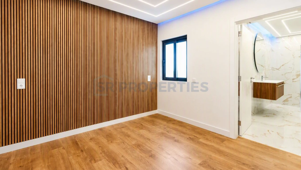 Apartamento T2 para Venda em Quarteira Foto 2