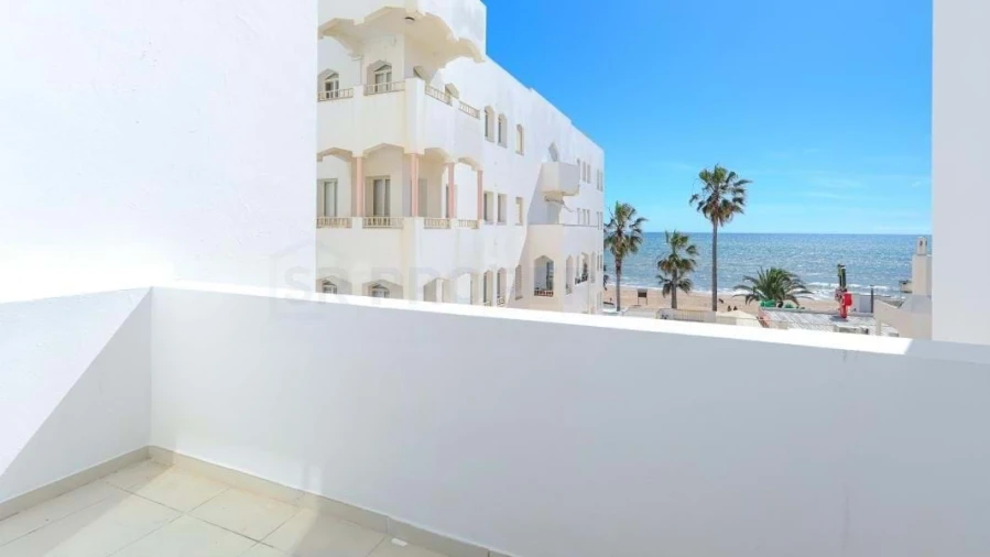 Apartamento T2 para Venda em Quarteira Foto 3