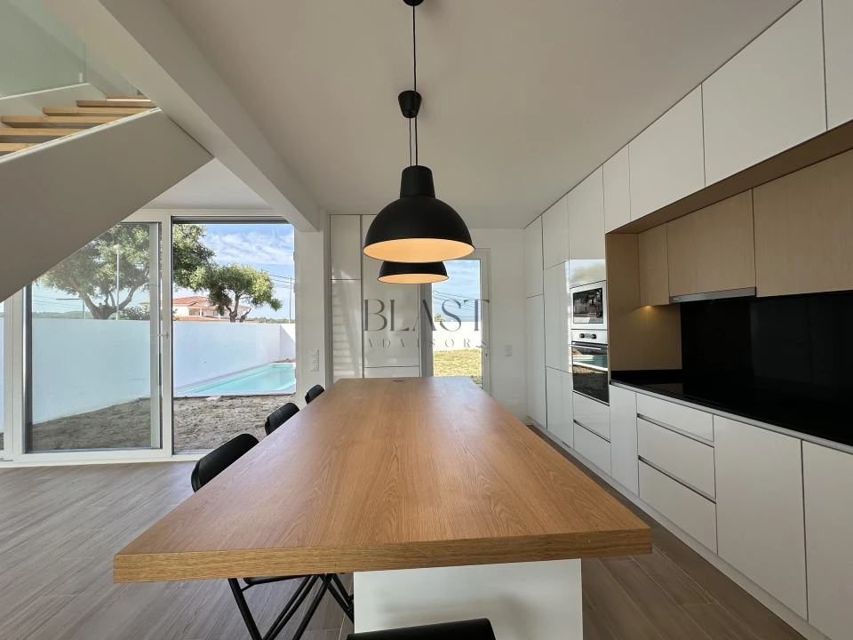 Moradia T3 para Venda em Sesimbra (Castelo) Foto 9