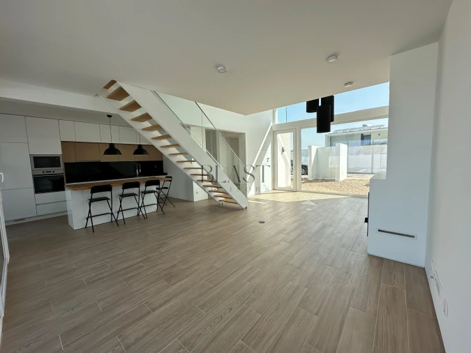 Moradia T3 para Venda em Sesimbra (Castelo)